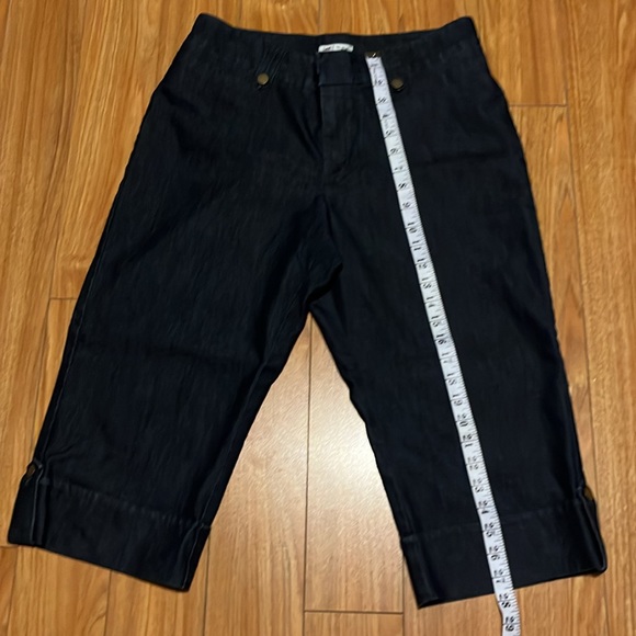 Lee Jeans Women Just Below The Waist Capri shorts Stretch Denim Cotton 12 Medium - Picture 7 of 11